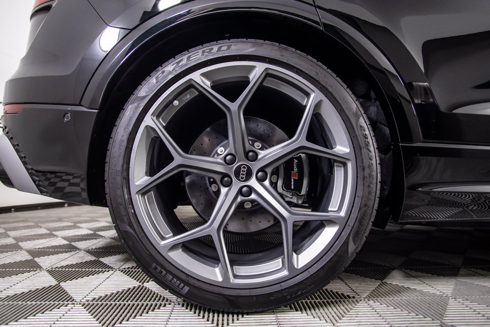 Used 2025 Audi RS Q8 performance AWD/4WD image 40