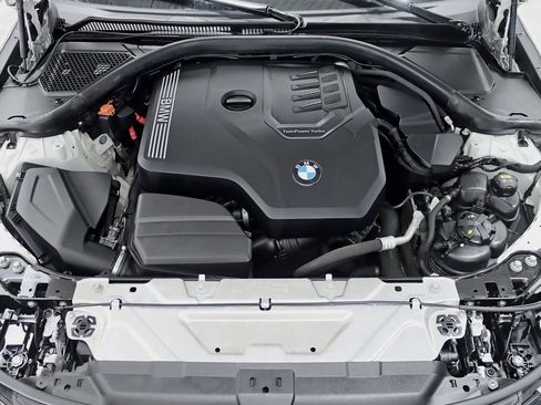 Used 2021 BMW 330i xDrive Sedan w/ M Sport Package image 41