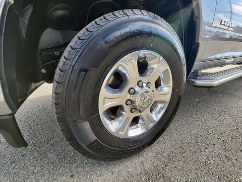 Certified 2023 RAM 2500 Big Horn w/ Level 1 Equipment Group image 18