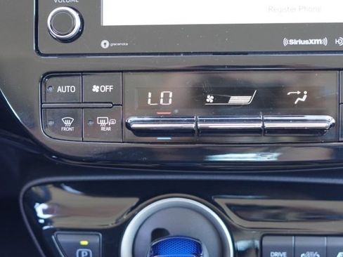 Certified 2022 Toyota Prius Prime LE FWD image 27