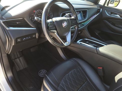 Used 2023 Buick Enclave Avenir w/ Avenir Technology Package image 20