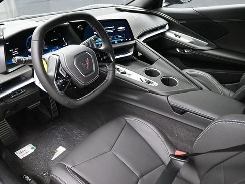 New 2027 Chevrolet Corvette Stingray Coupe w/ 1LT RWD image 9