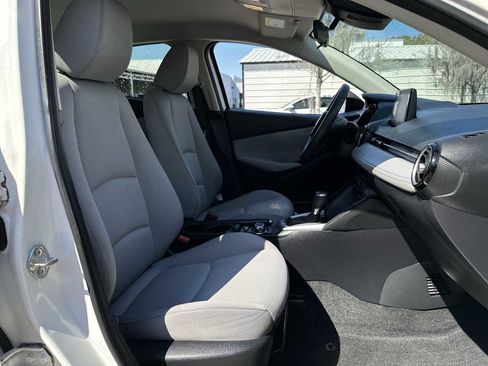 Used 2019 Toyota Yaris LE image 19