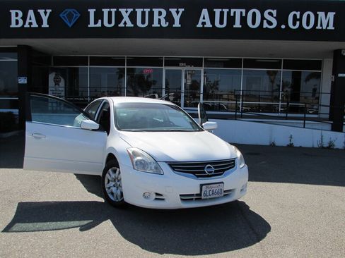 Used 2010 Nissan Altima 2.5 S FWD image 25