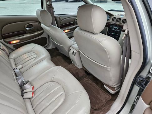 Used 2000 Chrysler 300M FWD image 25
