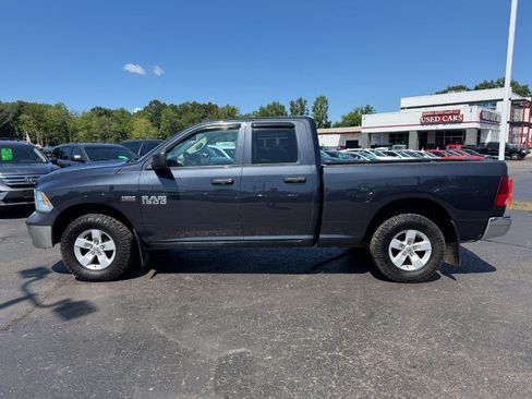 Used 2018 RAM 1500 ST w/ SXT Appearance Group AWD/4WD image 2