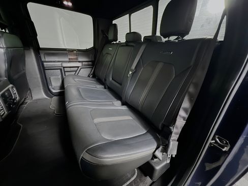 Used 2017 Ford F150 Platinum w/ Equipment Group 701A Luxury image 29