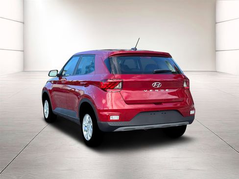 New 2026 Hyundai Venue SE image 5