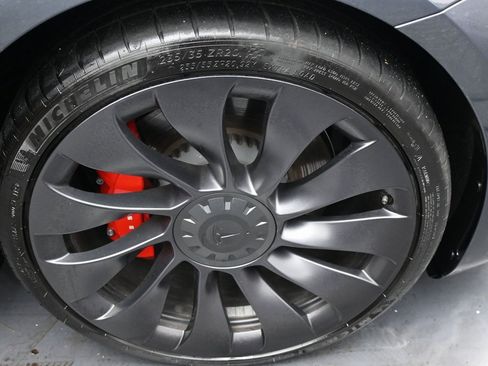 Used 2022 Tesla Model 3 Performance image 39