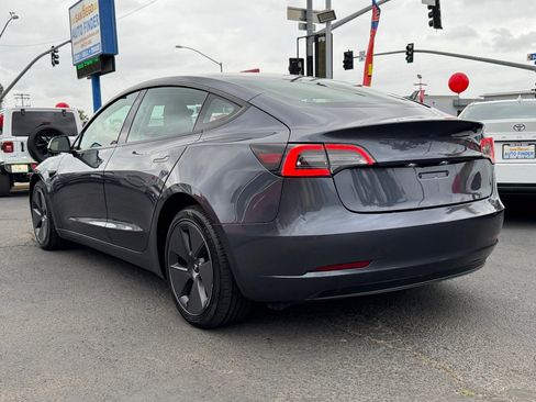 Used 2023 Tesla Model 3 Standard Range image 9
