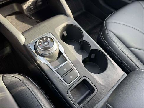 Used 2025 Ford Escape SE w/ PHEV Premium Package image 30