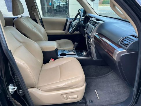 Used 2023 Toyota 4Runner Limited AWD/4WD image 8