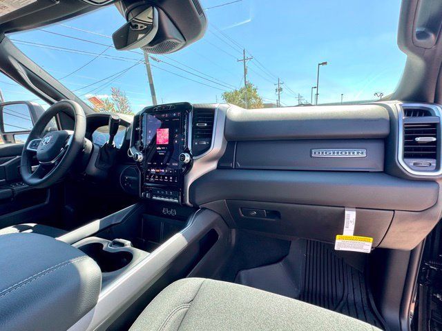 New 2027 RAM 3500 Big Horn AWD/4WD image 13