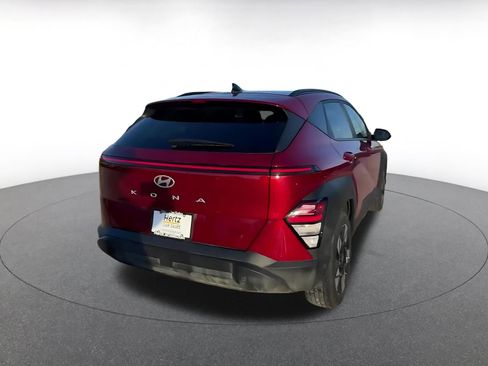 Used 2025 Hyundai Kona SEL image 11