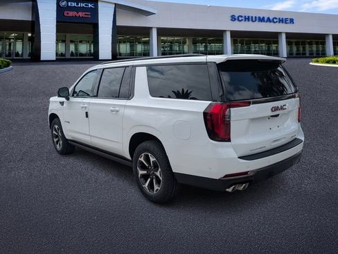 New 2026 GMC Yukon XL AT4 Ultimate AWD/4WD image 5