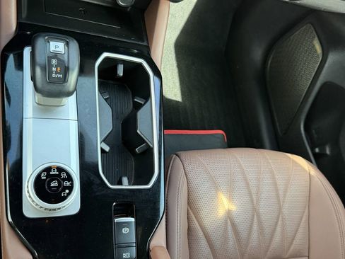 Used 2025 Mitsubishi Outlander SEL FWD image 28