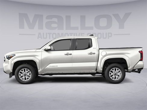 New 2026 Toyota Tacoma SR5 image 2