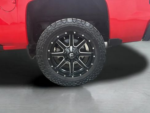 Used 2018 Chevrolet Silverado 1500 LT w/ All Star Edition RWD image 26