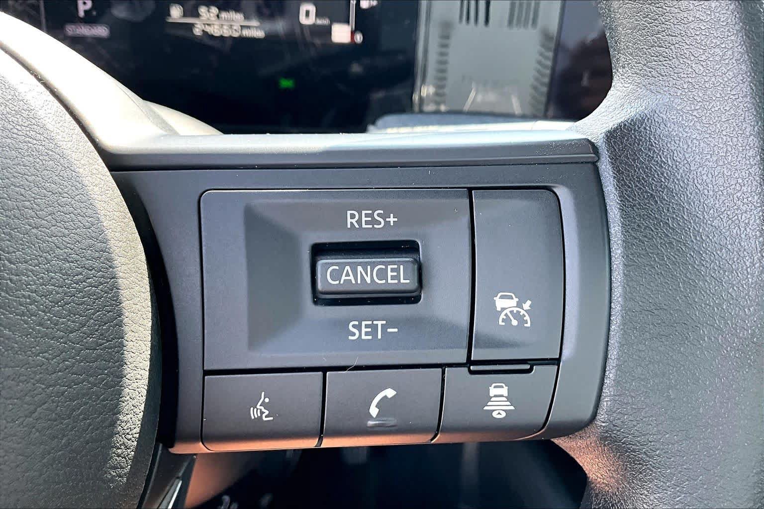 Certified 2025 Nissan Kicks SV FWD image 33