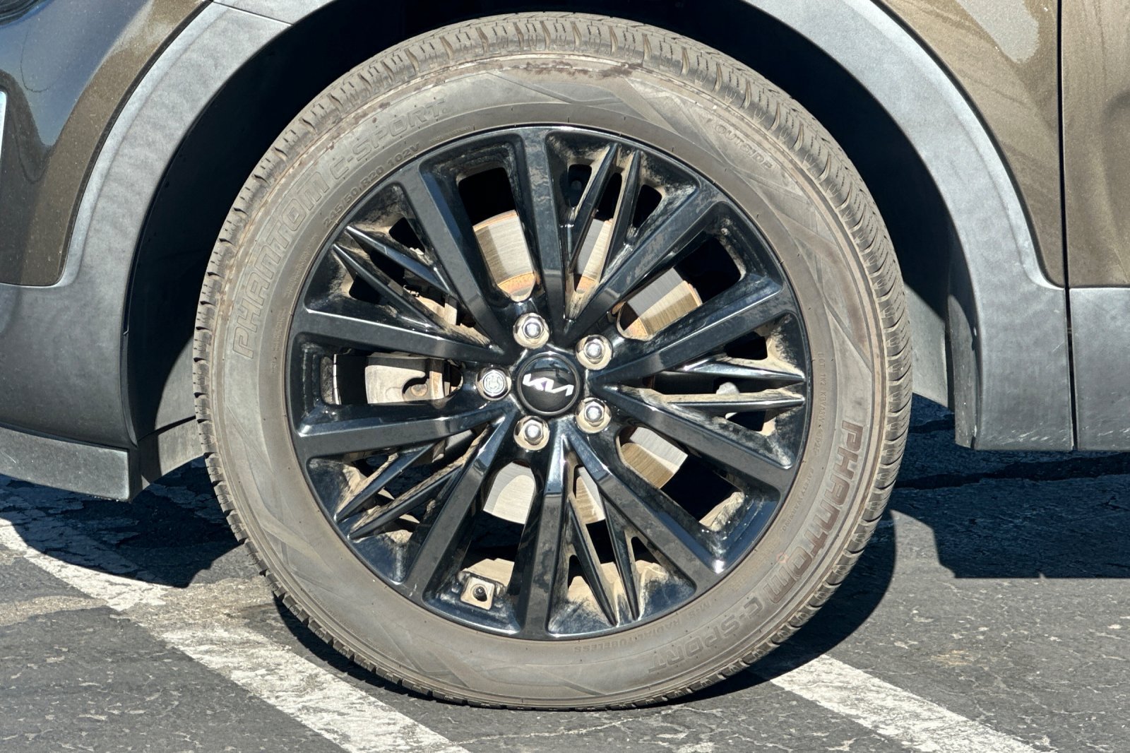 Used 2022 Kia Telluride SX w/ Towing Package FWD image 47
