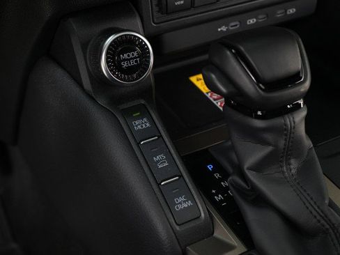 Used 2025 Toyota Land Cruiser image 67