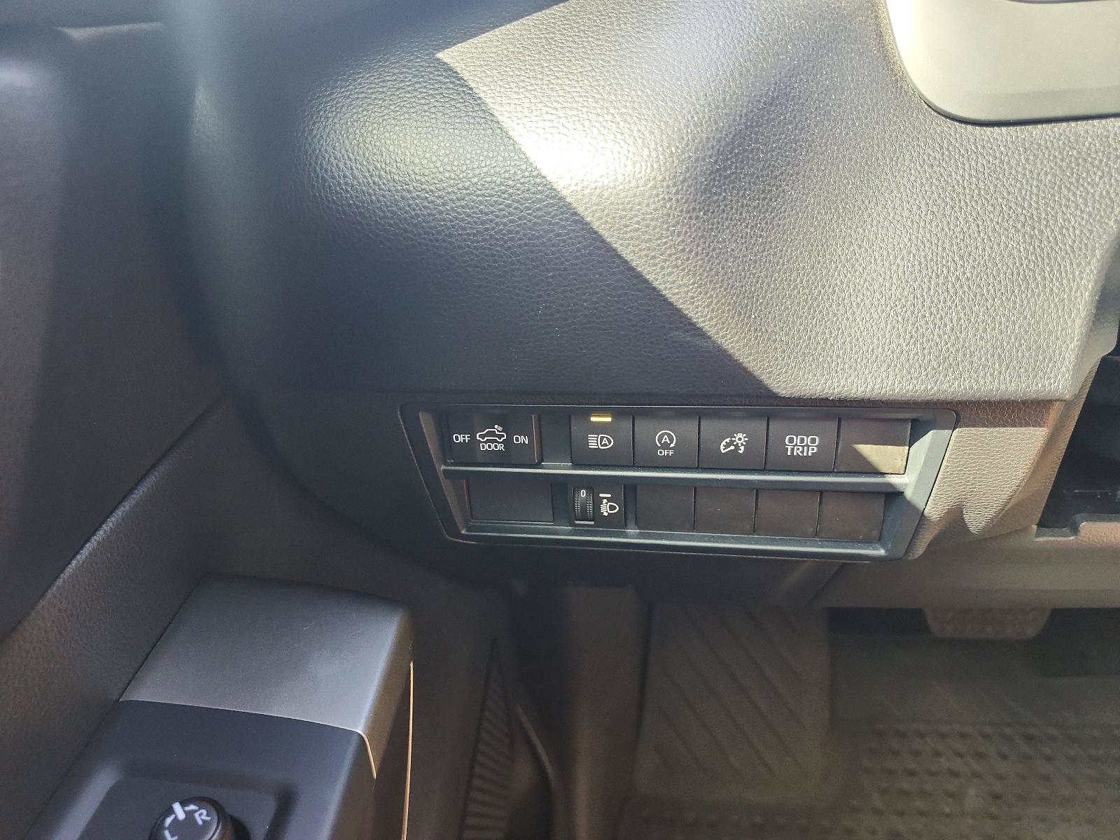 Used 2025 Toyota Tundra SR5 AWD/4WD image 23
