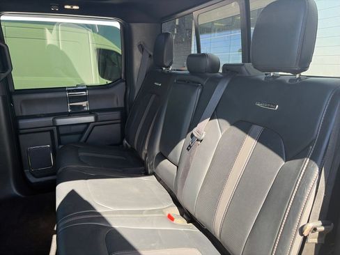 Used 2020 Ford F450 Platinum w/ FX4 Off-Road Package AWD/4WD image 10