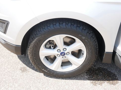 Certified 2017 Ford Edge SE AWD/4WD image 15