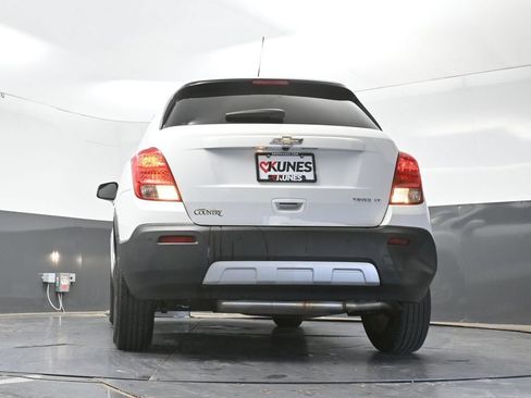 Used 2016 Chevrolet Trax LT w/ LT Convenience Package FWD image 54