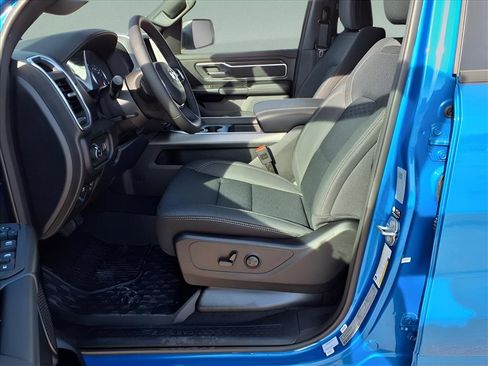 New 2026 RAM 1500 4x4 Crew Cab image 21