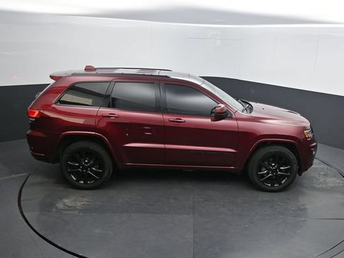 Used 2020 Jeep Grand Cherokee Altitude AWD/4WD image 52