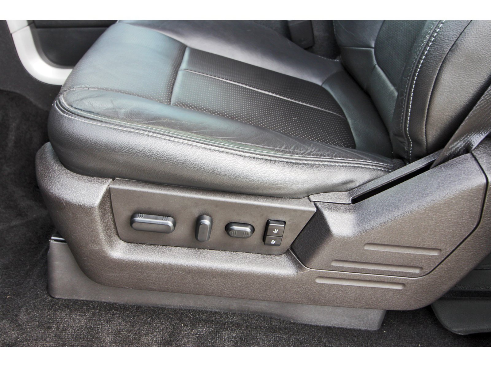 Used 2014 Ford F150 FX2 w/ Equipment Group 402A Luxury RWD image 28