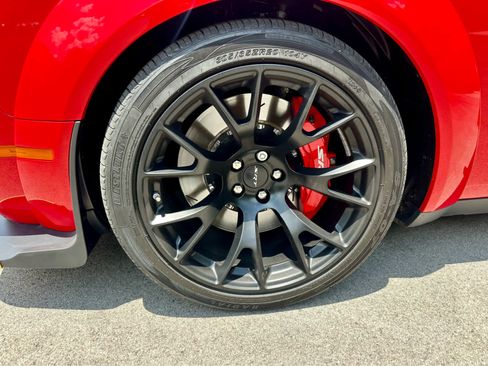 Used 2023 Dodge Challenger SRT Hellcat RWD image 9