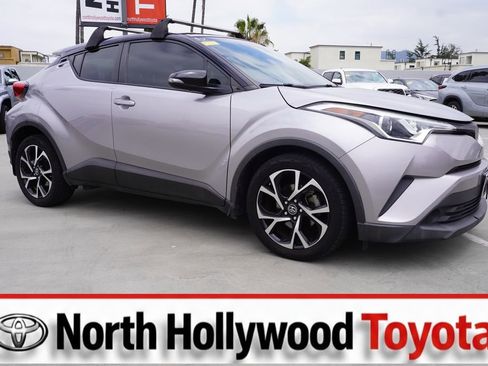 Certified 2019 Toyota C-HR XLE FWD image 1