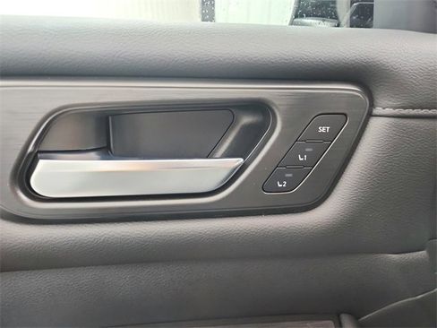 New 2026 Nissan Armada SL image 21