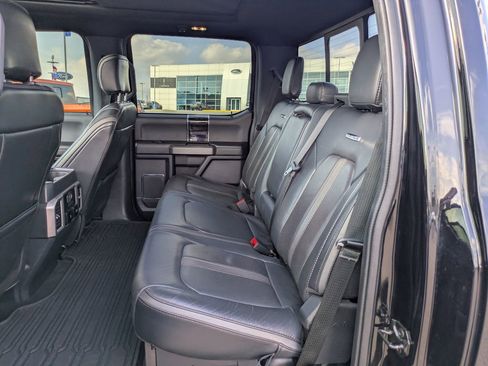 Used 2022 Ford F250 Platinum w/ FX4 Off-Road Package image 12