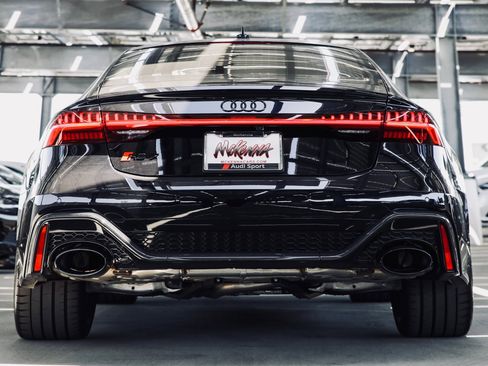 Used 2024 Audi RS 7 Performance w/ Bronze Edition image 5