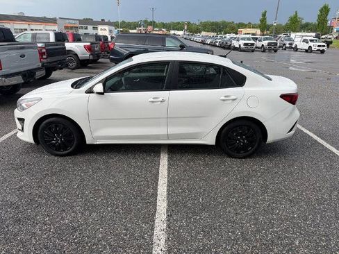 Used 2023 Kia Rio S FWD image 3