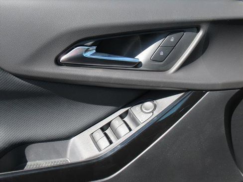 New 2026 Chevrolet Equinox LT image 28