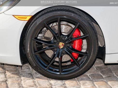 Used 2017 Porsche 911 Carrera S RWD image 40