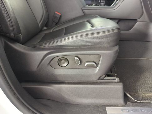 Used 2023 GMC Sierra 1500 Denali AWD/4WD image 36