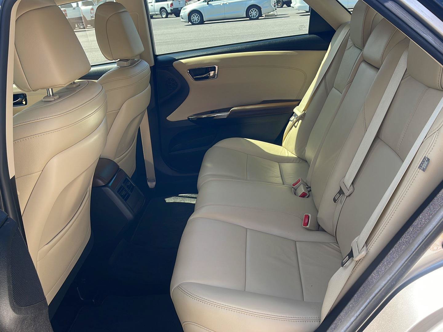 Used 2015 Toyota Avalon XLE Premium FWD image 10