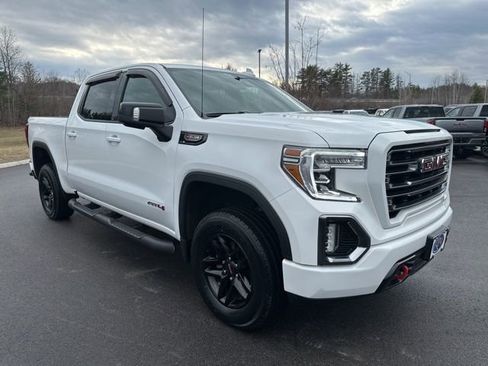 Used 2021 GMC Sierra 1500 AT4 w/ AT4 Preferred Package AWD/4WD image 7