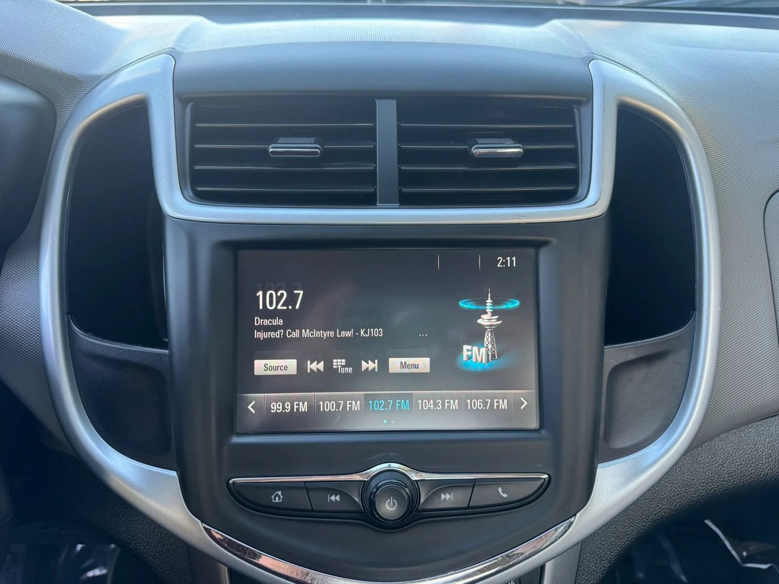 Used 2017 Chevrolet Sonic LT FWD image 18