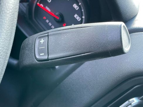 Used 2020 Chevrolet Silverado 1500 Custom w/ Custom Value Package image 23