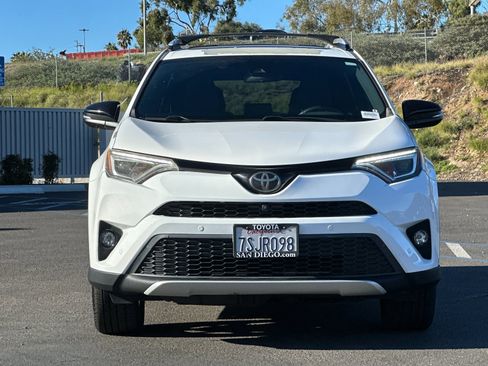 Used 2016 Toyota RAV4 SE image 7