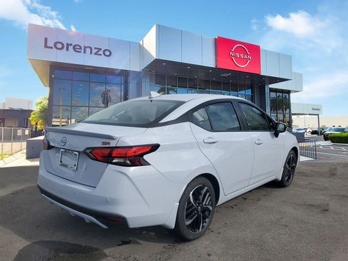 New 2025 Nissan Versa SR w/ Trunk Package image 4