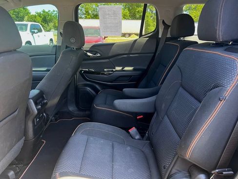 Used 2021 GMC Acadia AT4 w/ Trailering Package AWD/4WD image 5