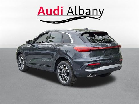 New 2025 Audi Q5 Premium w/ Convenience Package image 5