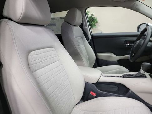 New 2026 Honda HR-V LX image 16